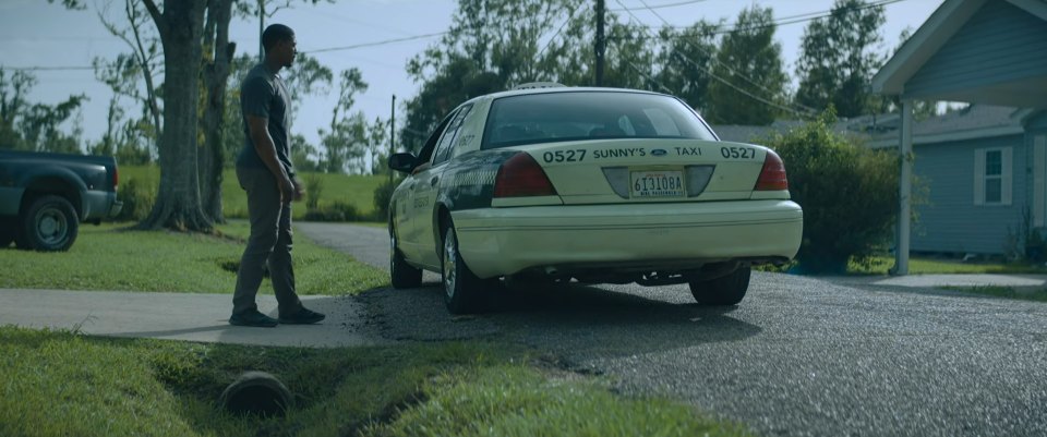 Ford Crown Victoria