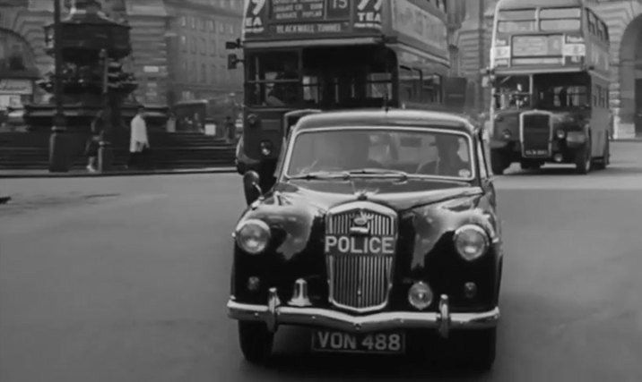 1949 Leyland Titan PD2