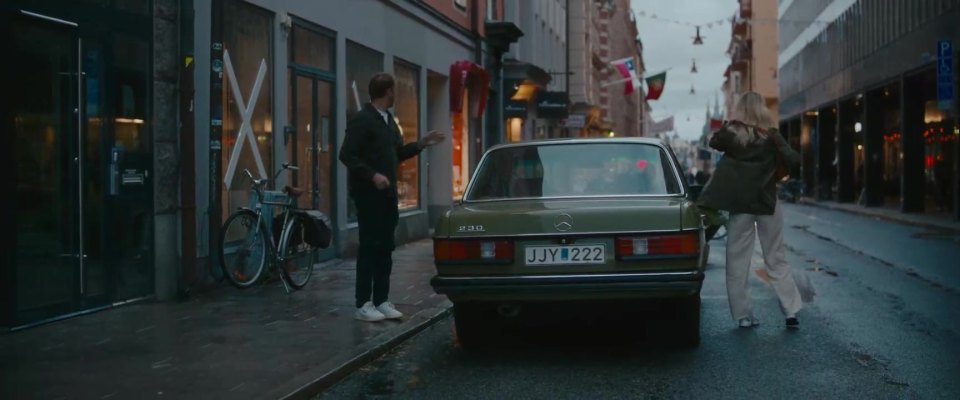 Mercedes-Benz 230 [W123]