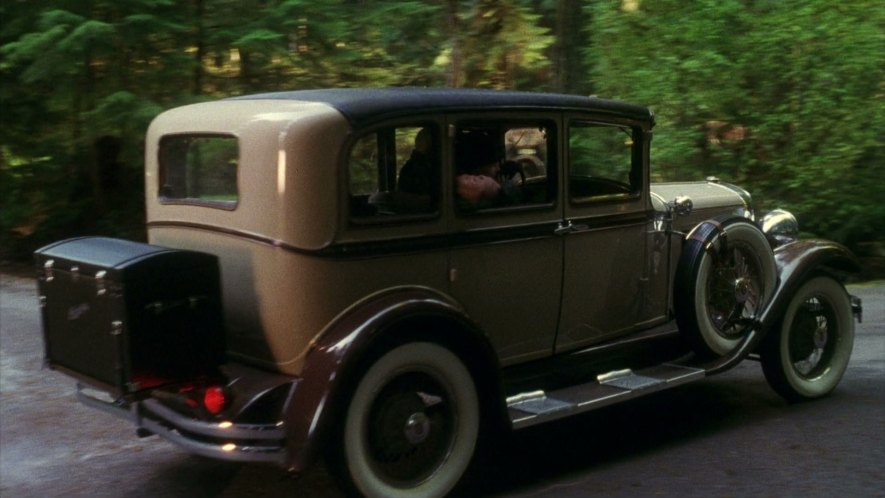 1929 Studebaker unknown