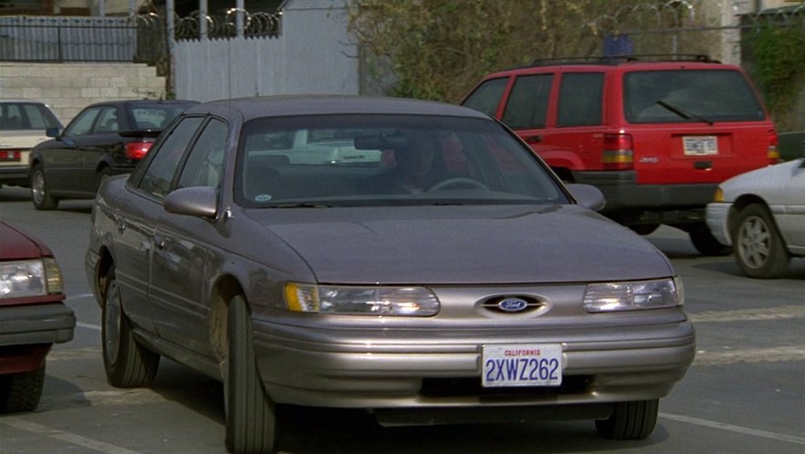 1994 Ford Taurus GL [DN5]