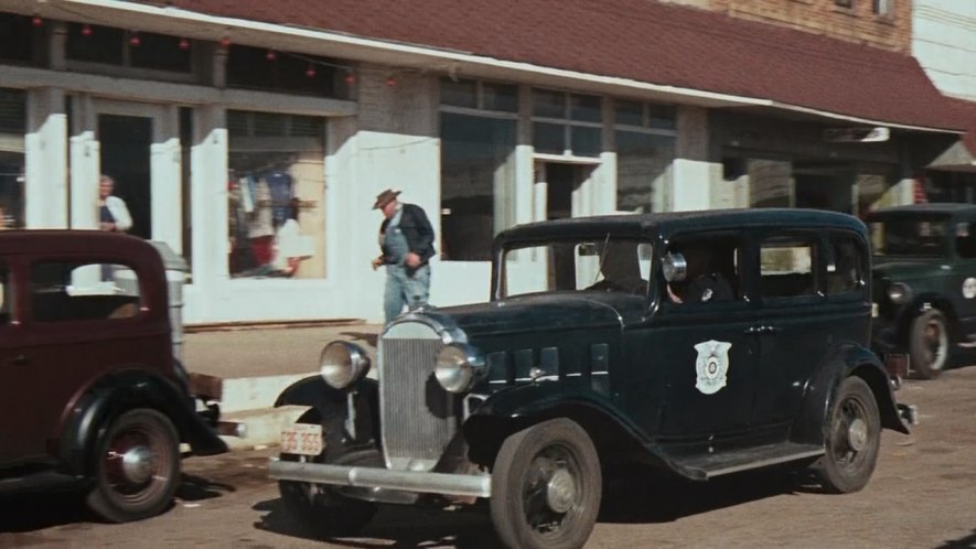 1932 Buick Series 50 Sedan [57]