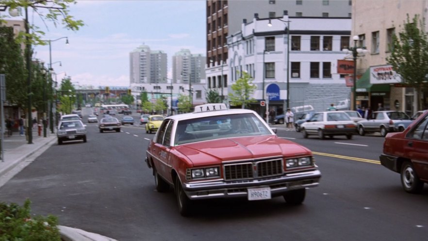 1977 Pontiac Parisienne Sedan