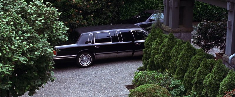 1990 Lincoln Town Car Stretched Limousine