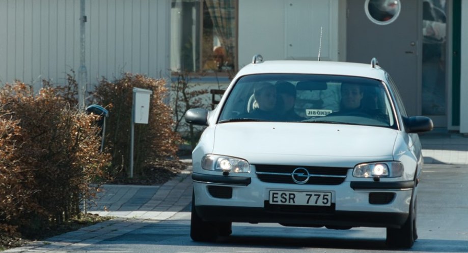 1998 Opel Omega Kombi [B]