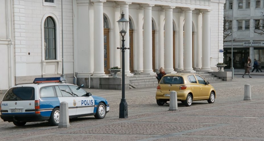 1996 Opel Omega Kombi GL [B]