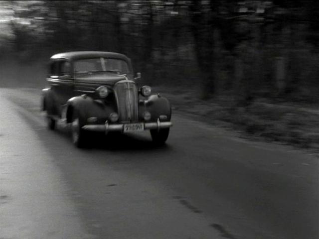 1937 Chevrolet Master De Luxe Sport Sedan [GA]