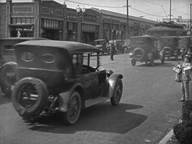 1916 Packard Twin Six Touring