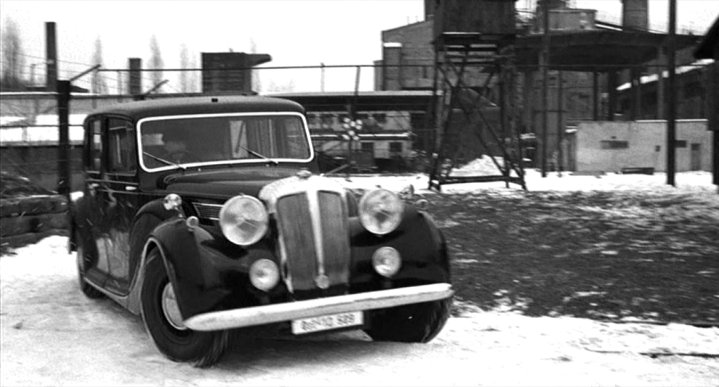 1946 Daimler DE36 Straight Eight Landaulet by Hooper