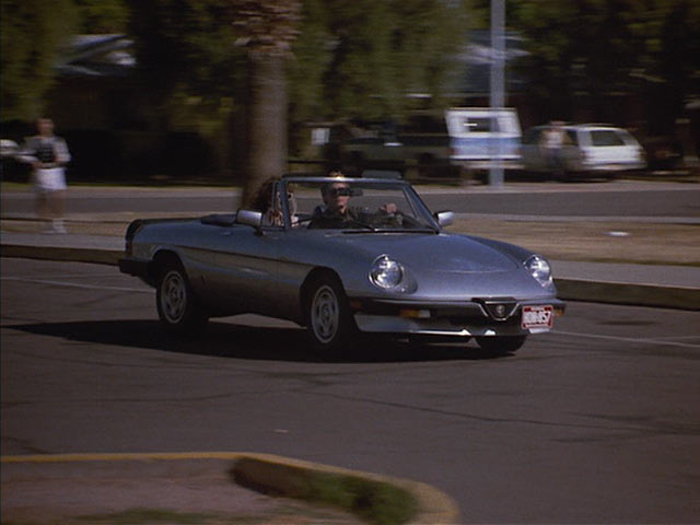 1985 Alfa Romeo Spider 2.0 Quadrifoglio Oro [115.41]