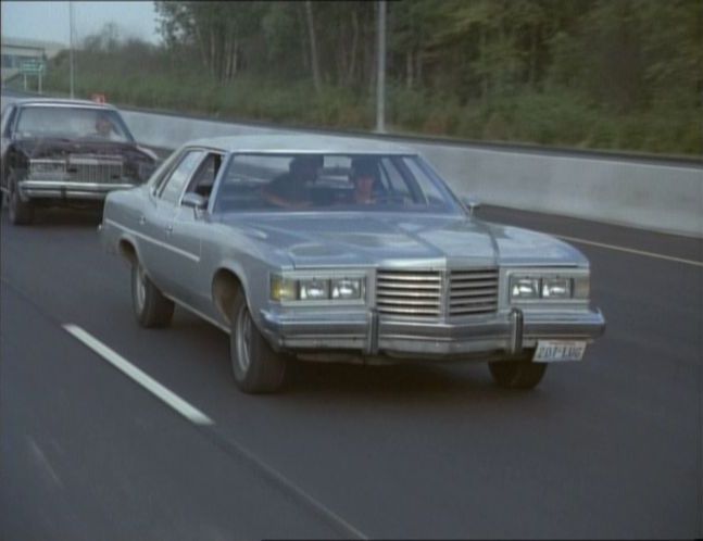 1976 Pontiac Catalina Custom Sedan