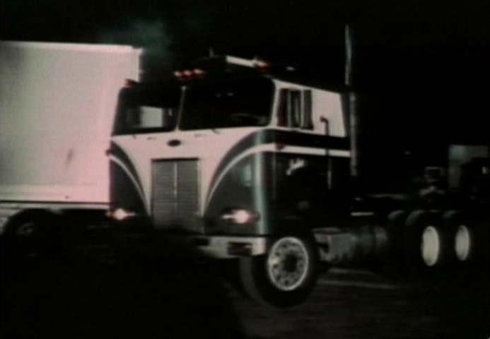 Peterbilt 352