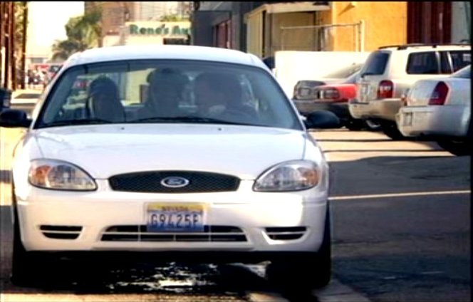 2005 Ford Taurus SE [D186]