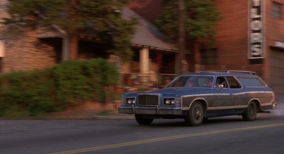 1975 Ford LTD Country Squire