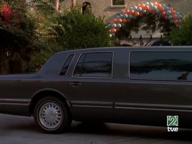 1990 Lincoln Town Car Stretched Limousine