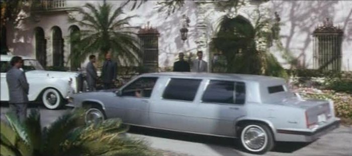 1985 Cadillac Sedan DeVille Stretched Limousine