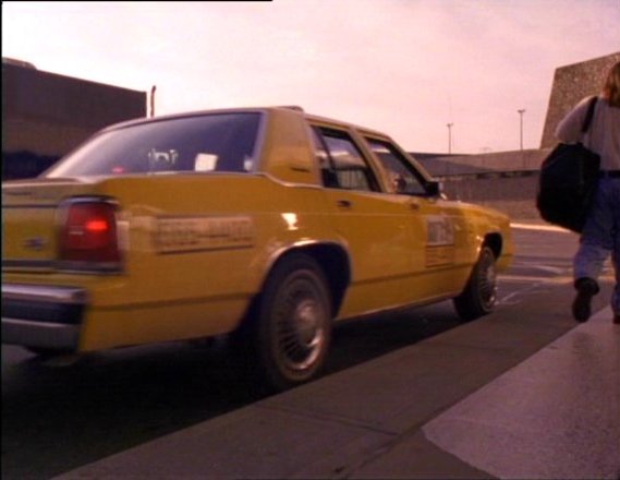 1989 Ford LTD Crown Victoria