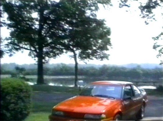 1992 Pontiac Sunbird LE