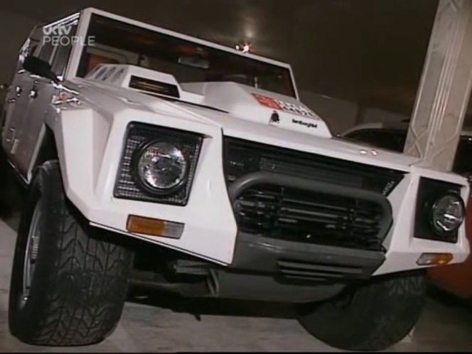 1986 Lamborghini LM002