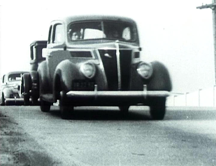 1937 Ford V8 Standard Tudor [74]