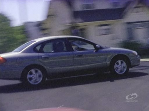 2000 Ford Taurus [D186]