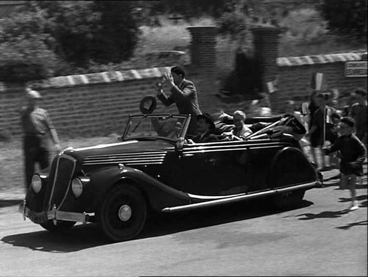 1936 Renault Viva Grand Sport Coach Décapotable [Type ACX2]