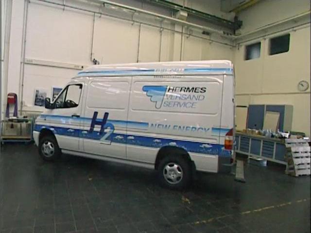 2001 Mercedes-Benz Sprinter Fuel Cell-Powered [T1N]