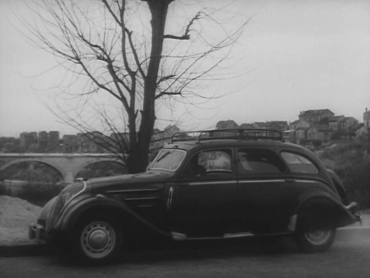 1939 Peugeot 402 B Conduite Intérieure