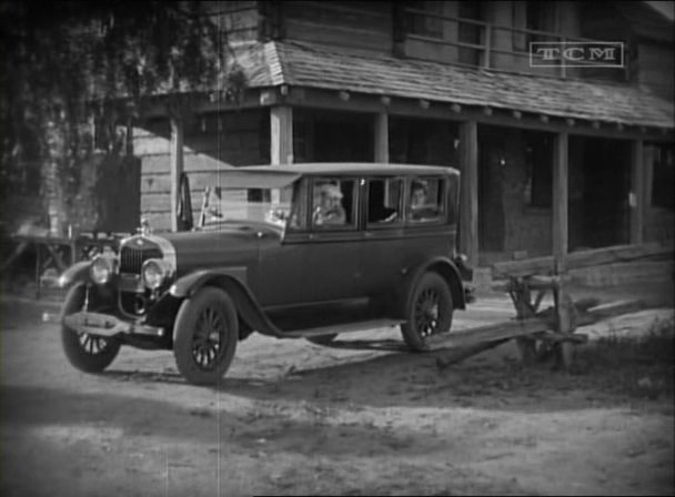 1925 Lincoln Model L Brunn 5-passenger Sedan [136]