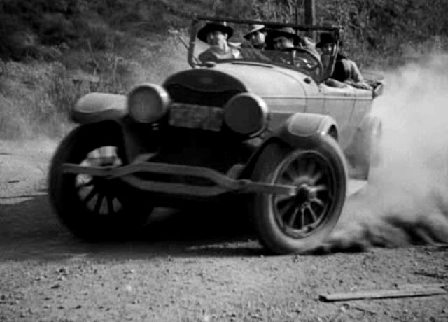 1924 Lincoln Model L Touring Car [124-A]