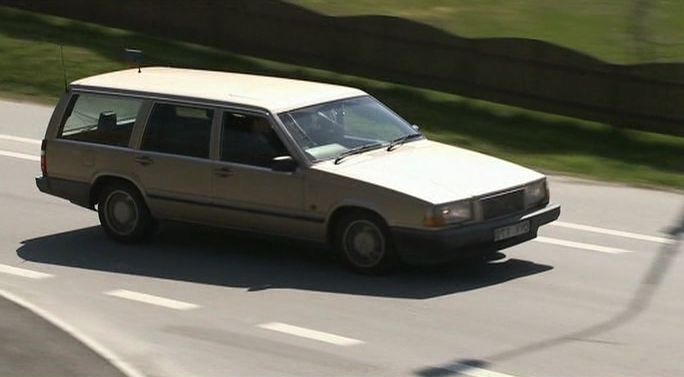 1990 Volvo 740 GLE [745]