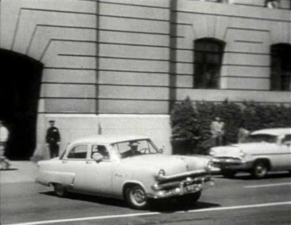 1953 Mercury Custom Four-Door Sedan [73B]