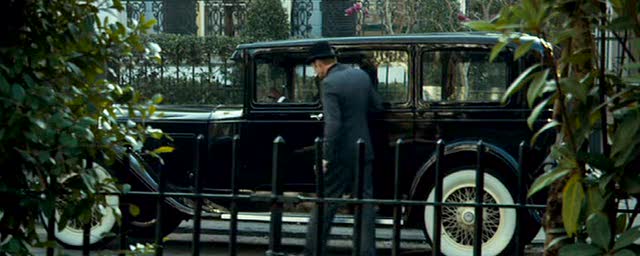 1931 Packard Deluxe Eight Sedan [840]