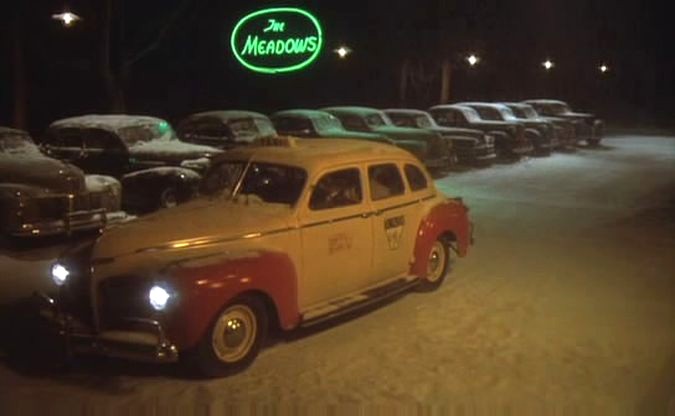 1941 Dodge Luxury Liner De Luxe Sedan [D-19-S]