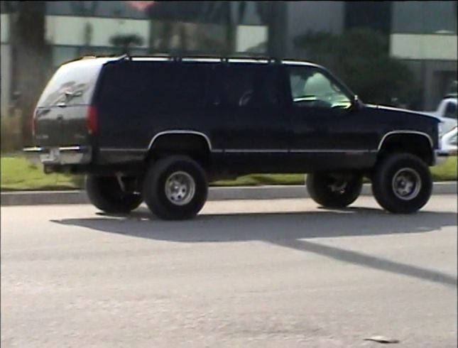 1995 GMC Suburban [GMT425]