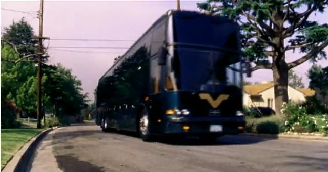 Van Hool T945