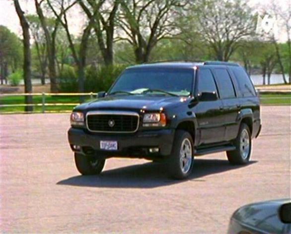 1999 Cadillac Escalade [GMT435]