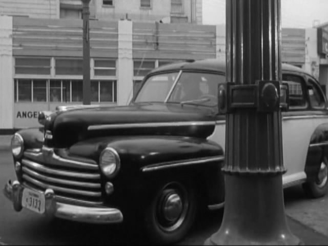 1947 Ford De Luxe Fordor Sedan [73A]