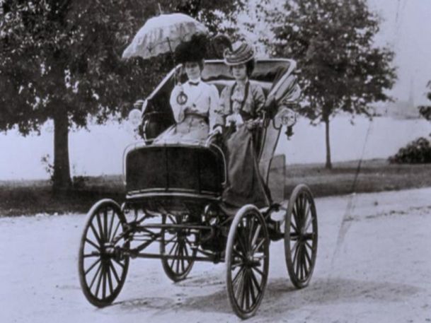 1900 Strong and Rogers Electric Runabout