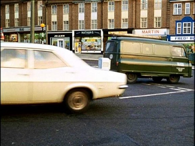 1962 Morris J2 Post Office Telephones