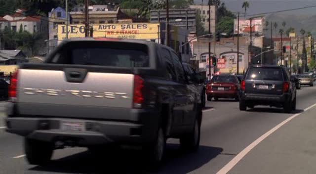 2002 Chevrolet Avalanche [GMT805]