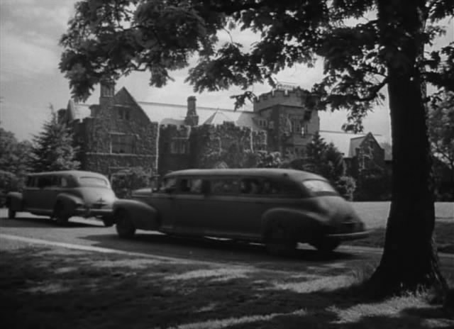 1942 Chevrolet Defense Workers Coach 15-Passenger Military Fitzjohn Coach Company