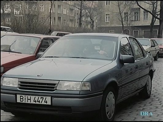 1989 Opel Vectra [A]