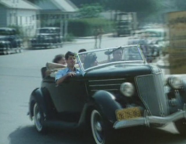 1936 Ford V8 De Luxe Roadster [68]