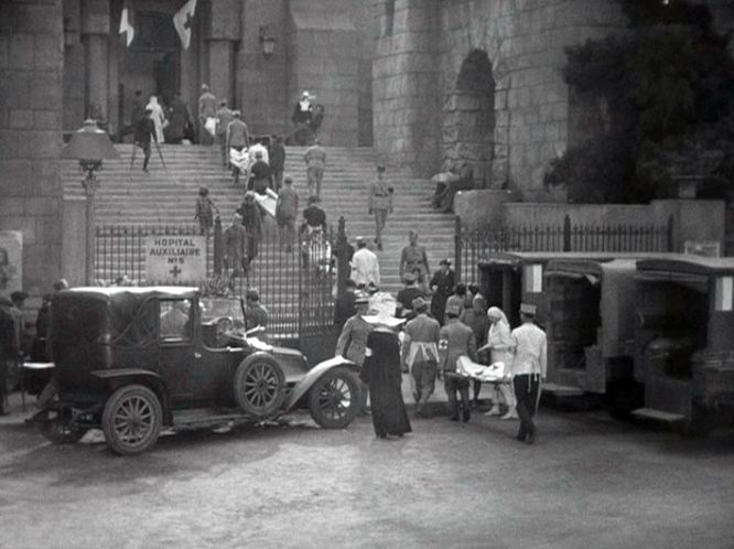 1914 Renault 12CV Coupé Landaulet by Laclaverie et Gaches [Type ED]