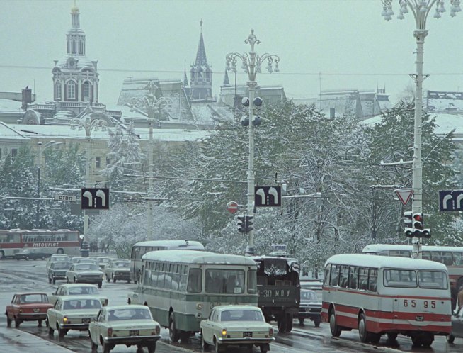 1968 LiAZ 677