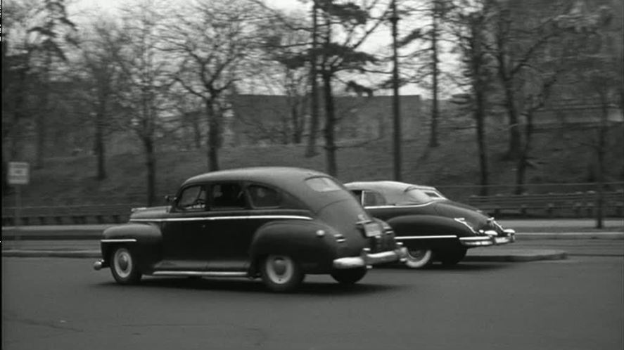 1946 Plymouth De Luxe Sedan [P-15]