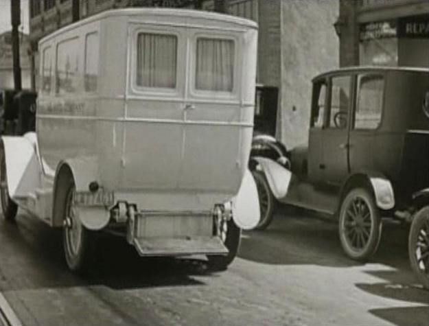 1923 Winton Six Ambulance Crane & Breed