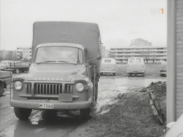 1957 Ford Thames 800 Minibus [400E]