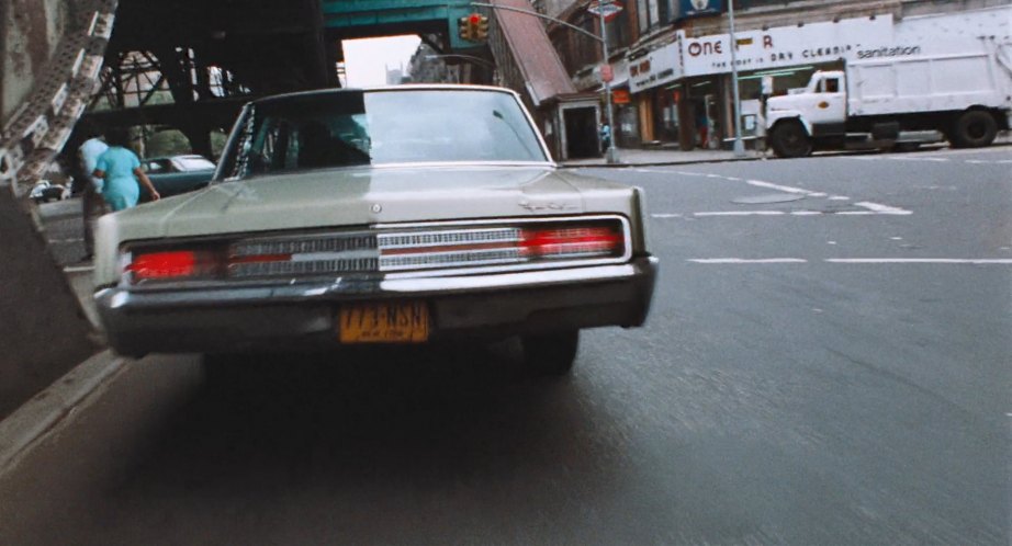 1968 Chrysler New Yorker 4-Door Sedan [CH41]